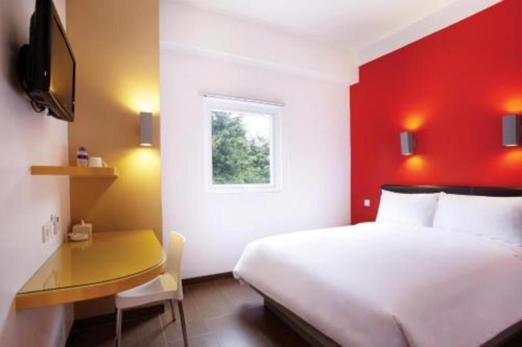 Amaris Hotel Pakuan Bogor Extérieur photo