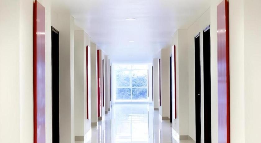 Amaris Hotel Pakuan Bogor Extérieur photo