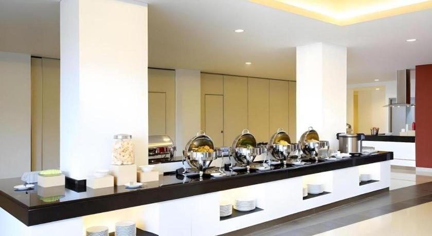 Amaris Hotel Pakuan Bogor Extérieur photo