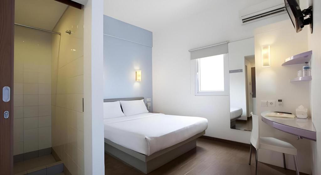 Amaris Hotel Pakuan Bogor Extérieur photo